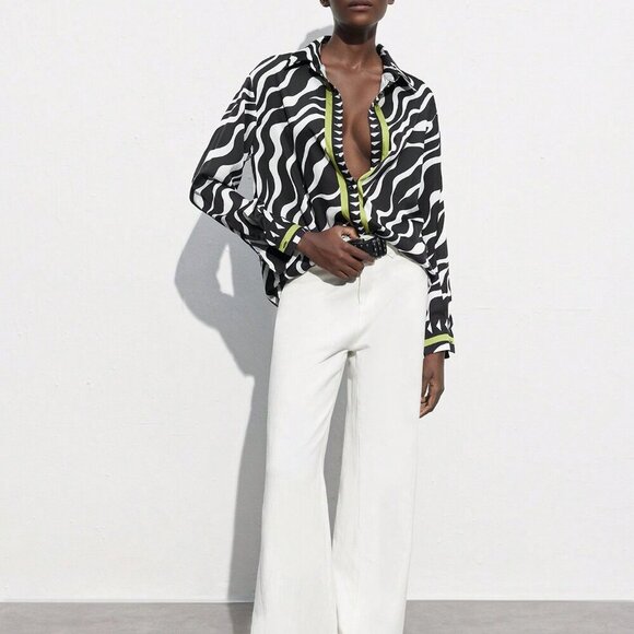 Black Casual Women's Round Neck Long Sleeve Zebra Print Shirt - Picture 8 of 8